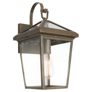 Cougar Lighting Verona 1LT Wall Light in Old Bronze COU-VERO1EOBR
